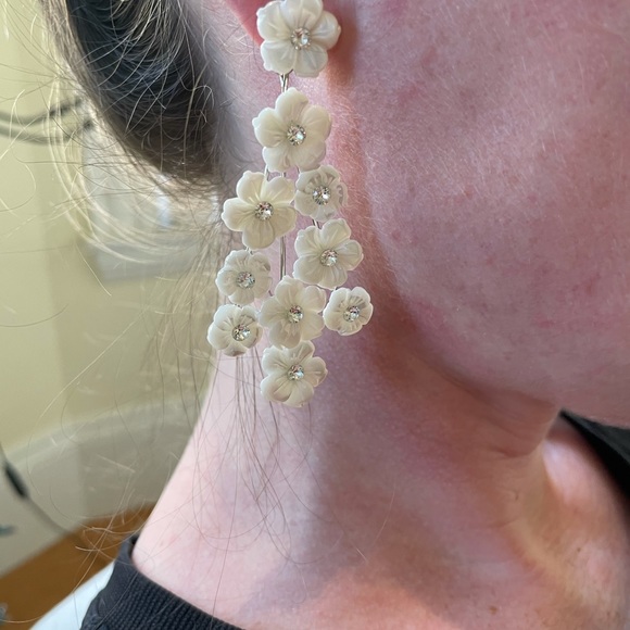 NEW Jennifer Behr Floral Statement Earrings - Picture 10 of 10